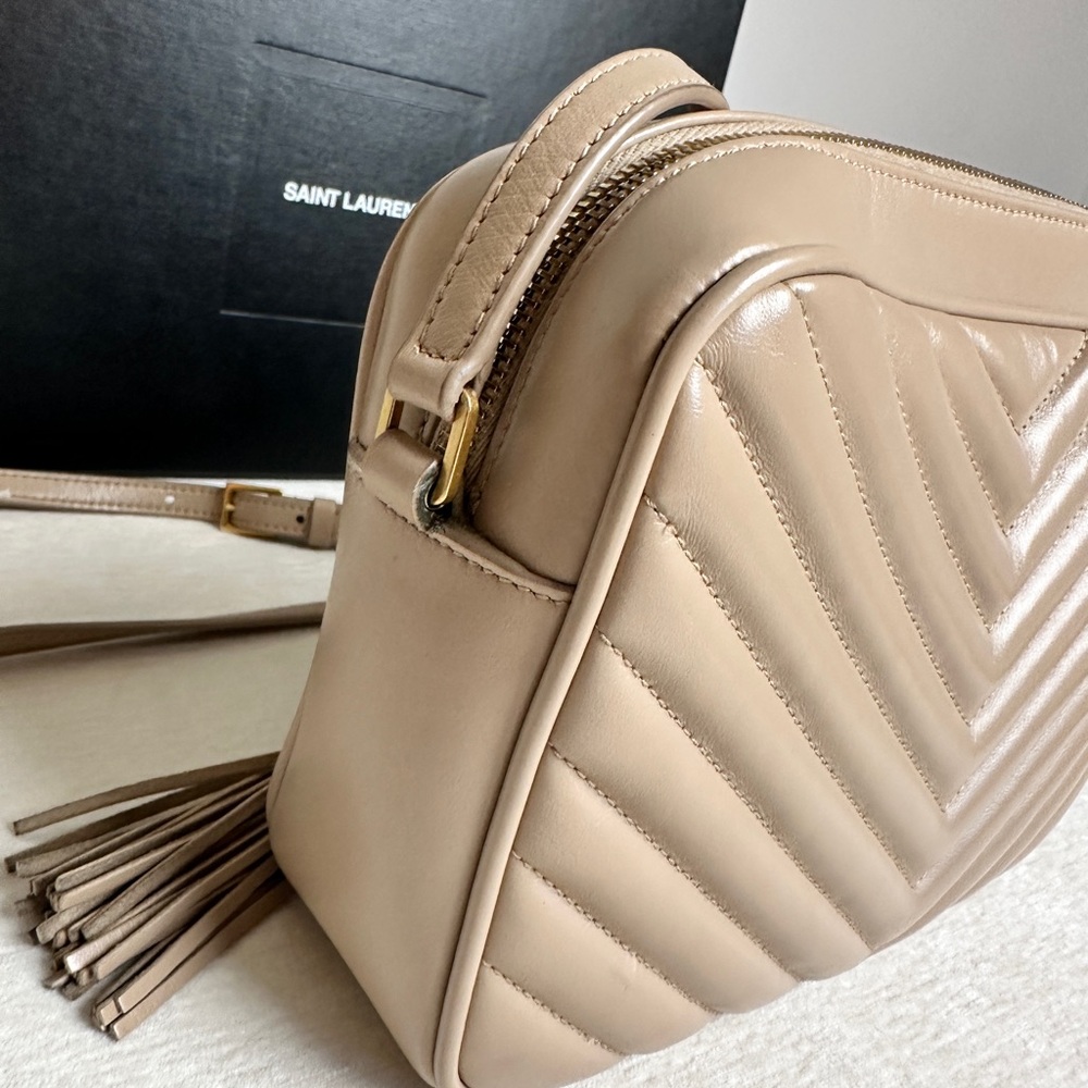 Lou Camera Bag in Quilted Leather - Picture 12 of 17